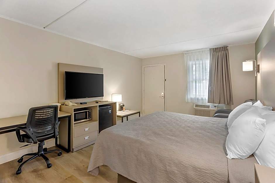 Quality Inn Smoketown - Lancaster Area