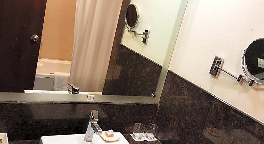 Country Inn & Suites by Radisson, Gurgaon Sector 12