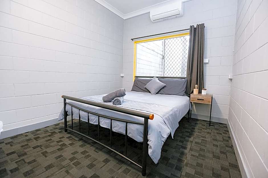 Mad Monkey Backpackers Village