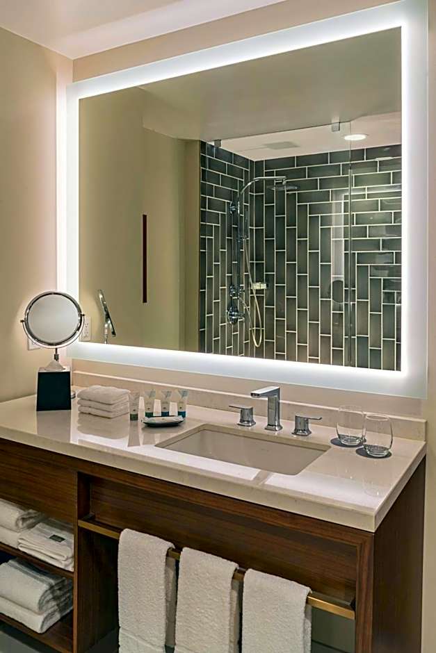 The Westin Galleria Houston