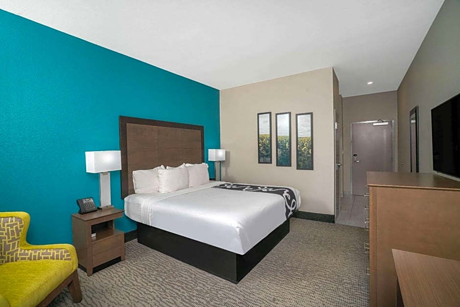 La Quinta Inn & Suites by Wyndham West Memphis