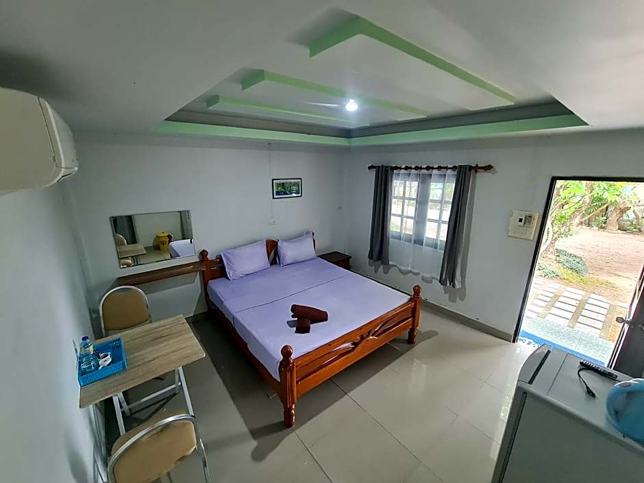 Photo 1 of 12 of Bungalow