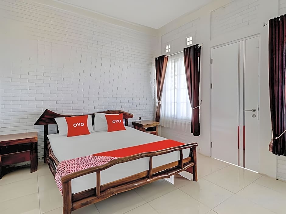 Collection O 90617 Rumah Oma Opa Syariah