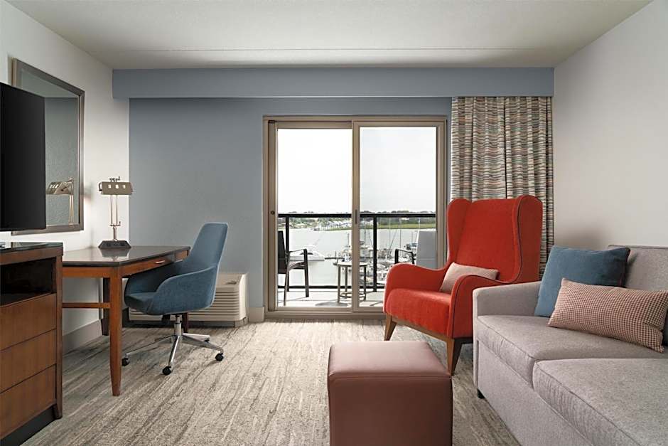 Hilton Garden Inn Charleston Waterfront/Downtown