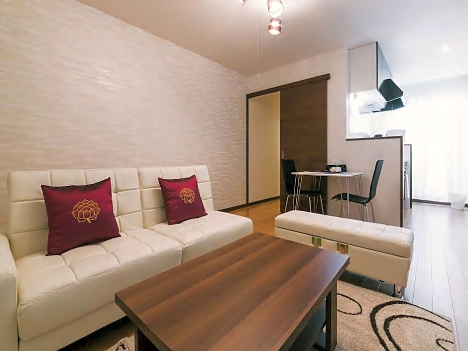 Forest Terrace Tenjin Minami  B