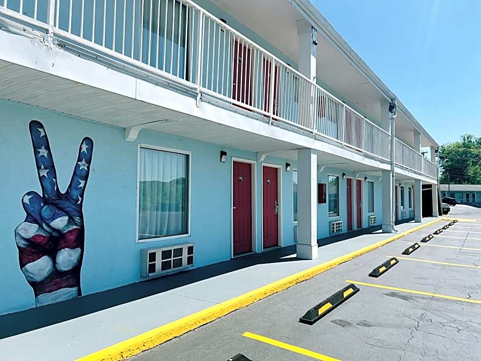 Hometown INN