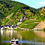 Hotel Haus Burg Metternich