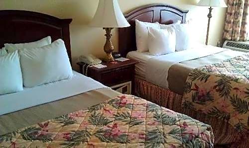 Breakers Hotel & Suites
