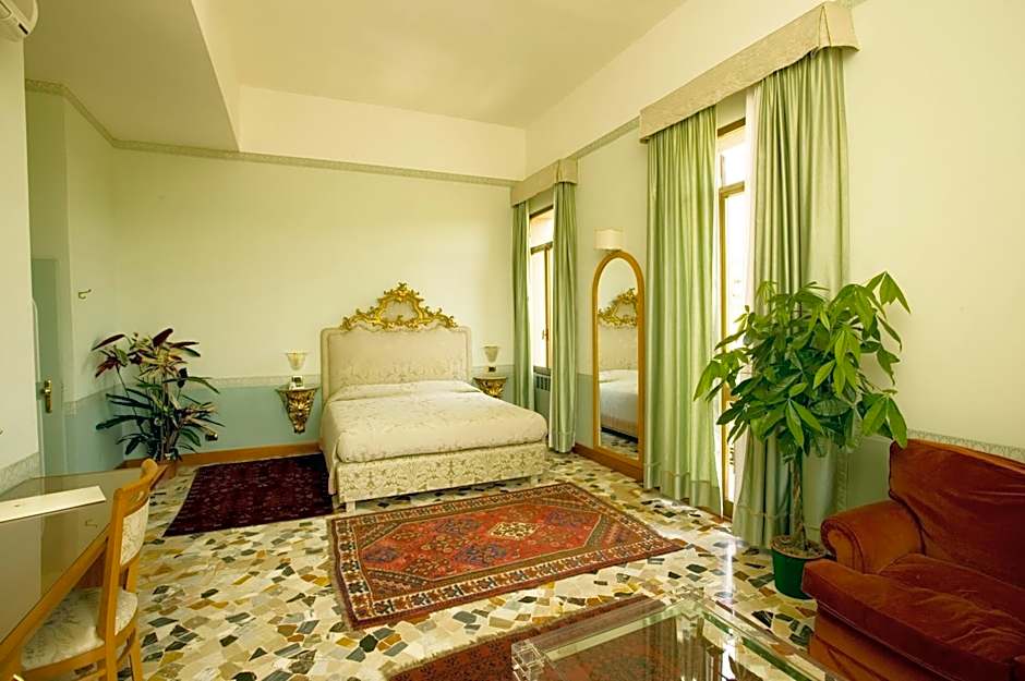 Hotel Antico Borgo