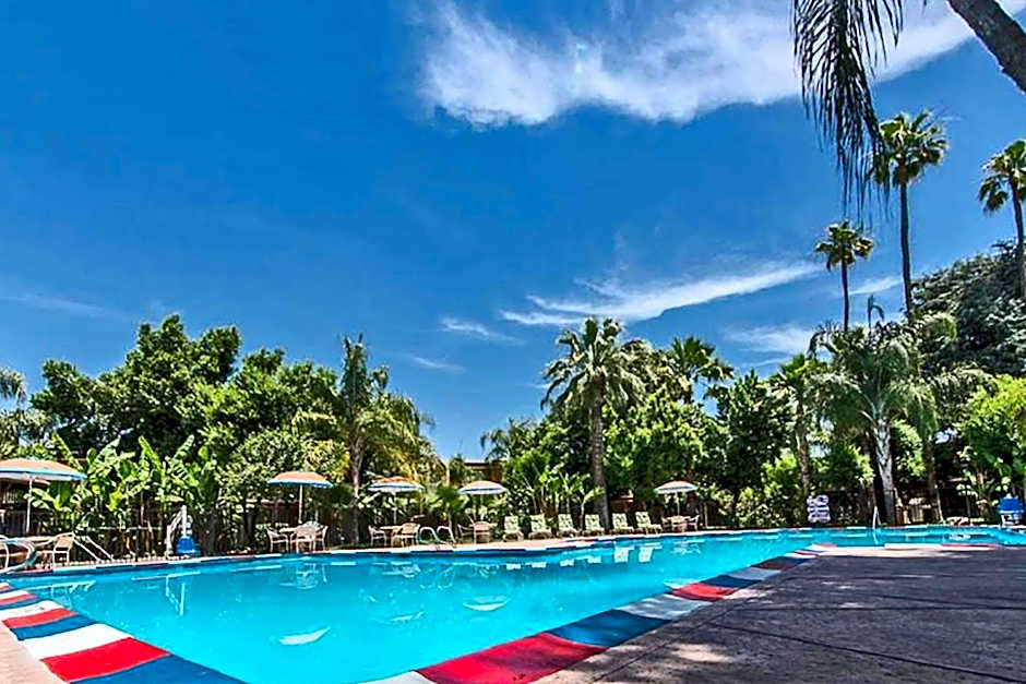 Clarion Hotel Bakersfield North