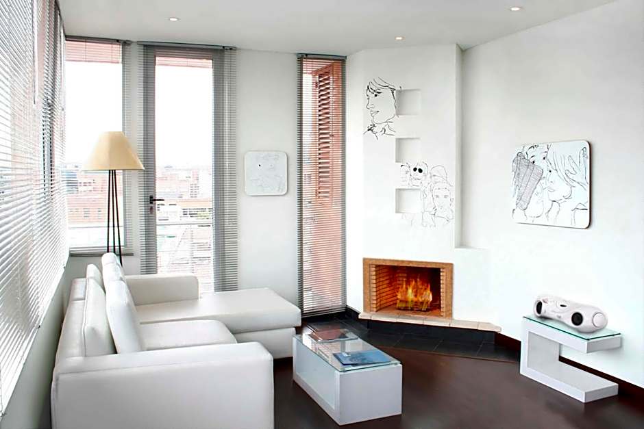 Hotel 104 Art Suites