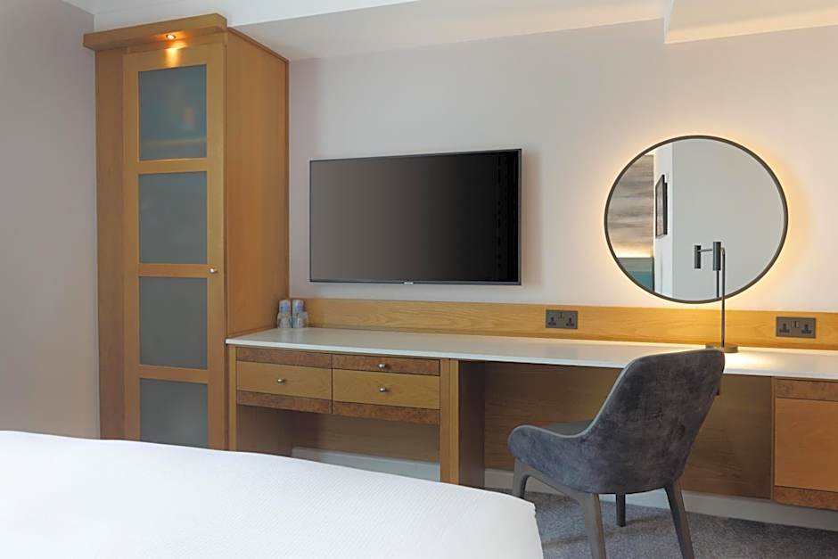 DoubleTree by Hilton Bath