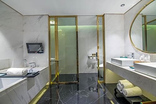 Howard Johnson Riverview Hotel Guangzhou