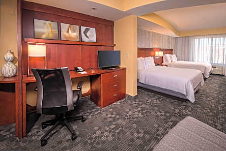 Studio, 2 Queen Beds