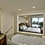 Hilton Niagara Falls-Fallsview Hotel - Suites