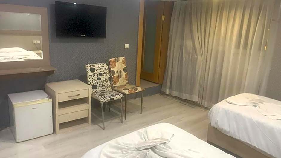 Fly Hotel