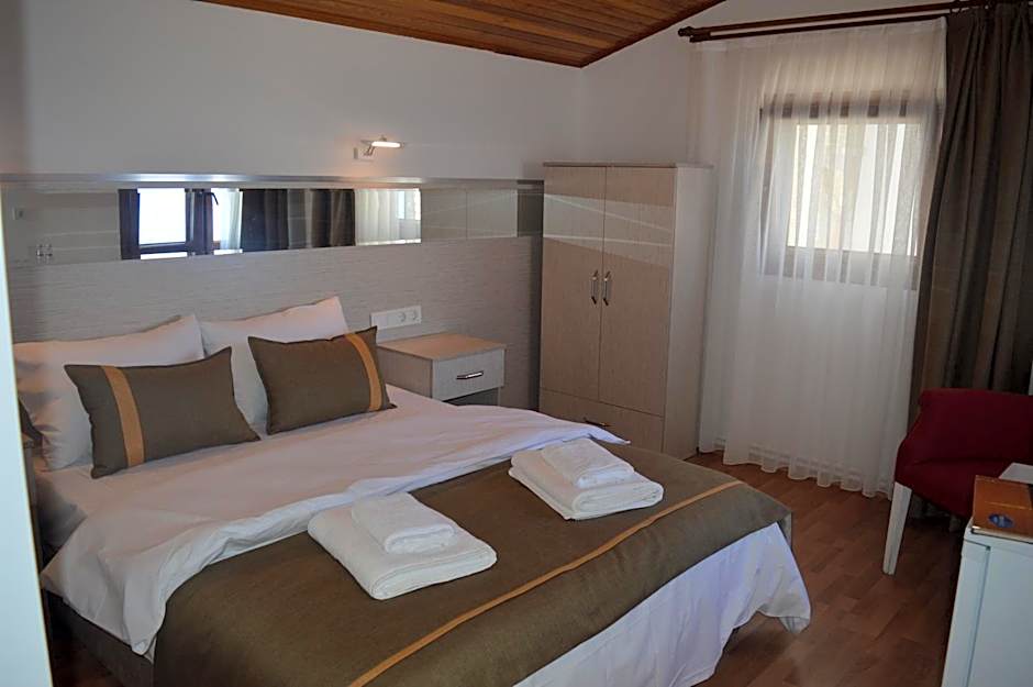 Yakamoz Otel