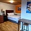 Riverboat Inn & Suites