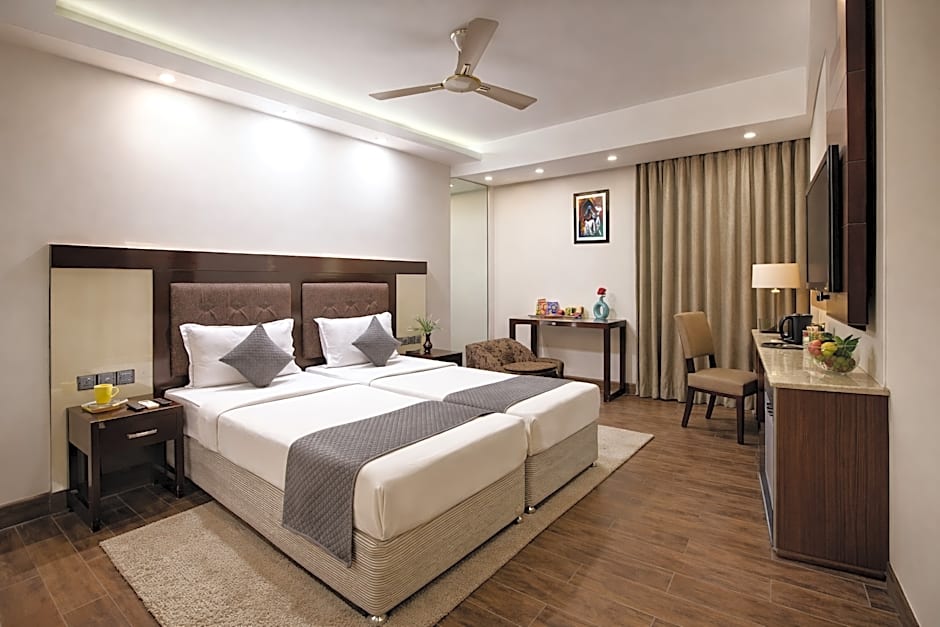 Photo 1 of 4 of Deluxe 1 Twin Bed