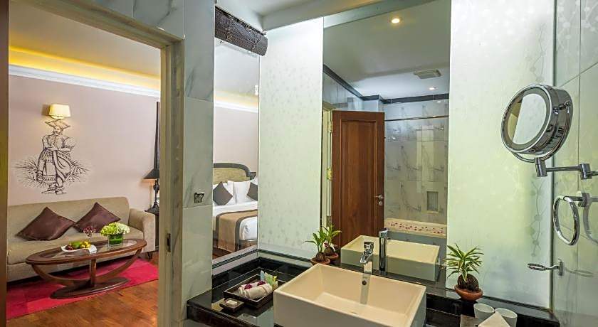 Earl's Regent Hotel Kandy