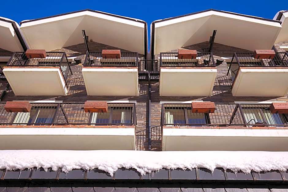 Hotel Piolets Soldeu Centre