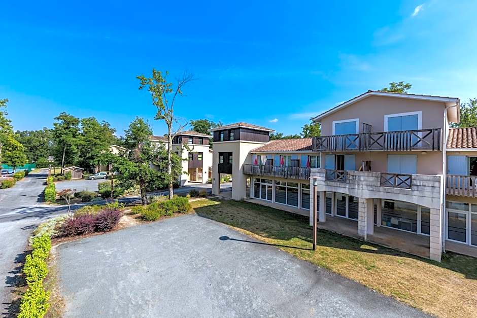 SOWELL HÔTELS Le Domaine du Golf d'Albret