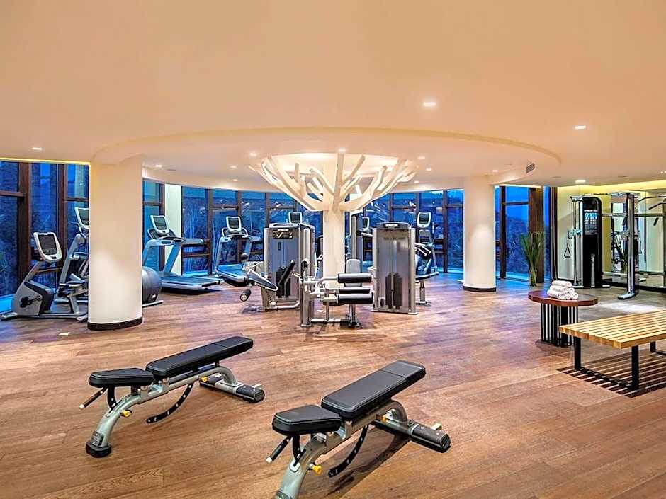 Banyan Tree Jiuzhaigou