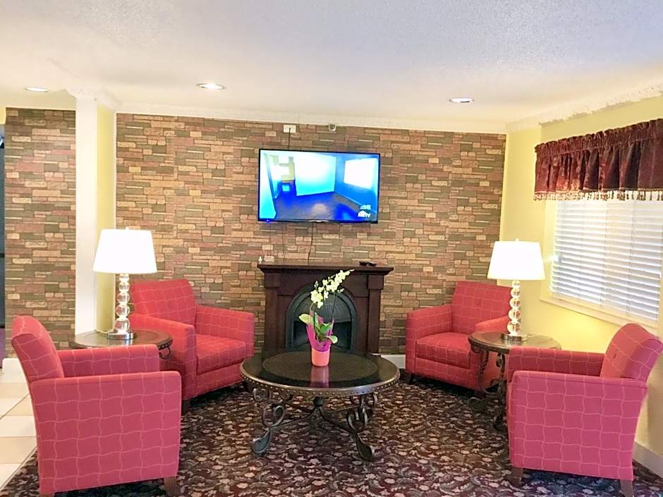Days Inn by Wyndham Lake Village