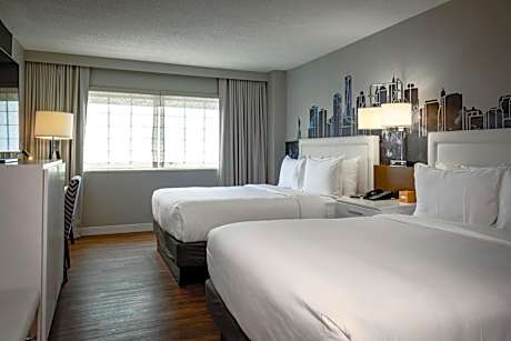 Deluxe Queen Room with Two Queen Beds