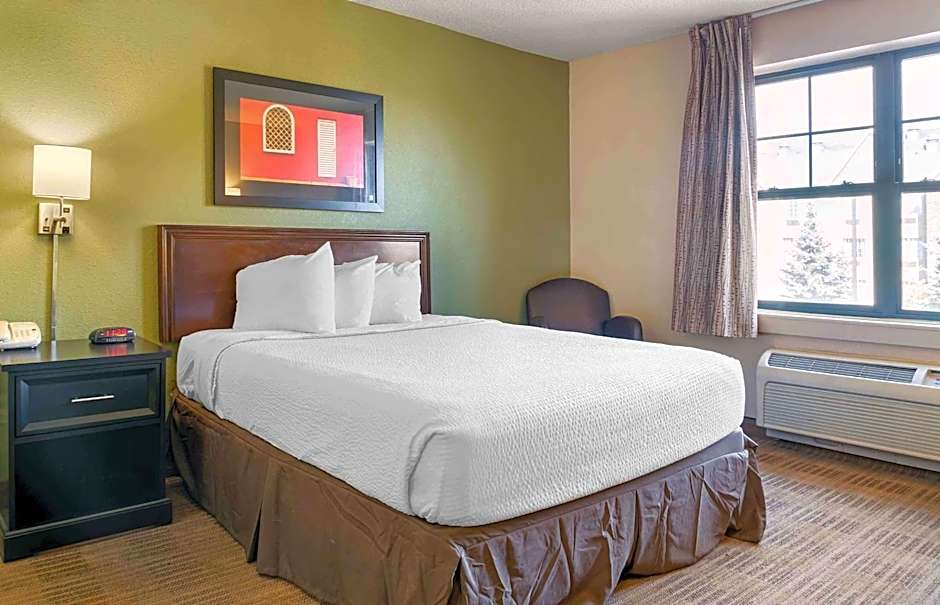 Extended Stay America Suites - Detroit - Novi - Haggerty Road