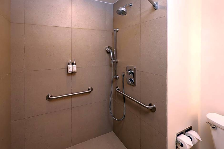 Holiday Inn Express Monterrey Galerias-San Jeronimo By IHG