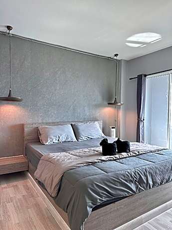 Double Room with Sea View Window