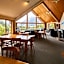 Aoraki Mount Cook Alpine Lodge