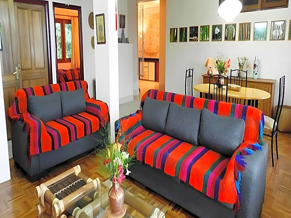 Hotel Bamboo Retreat