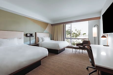 Queen Room with Two Queen Beds and City View - Hearing Accessible