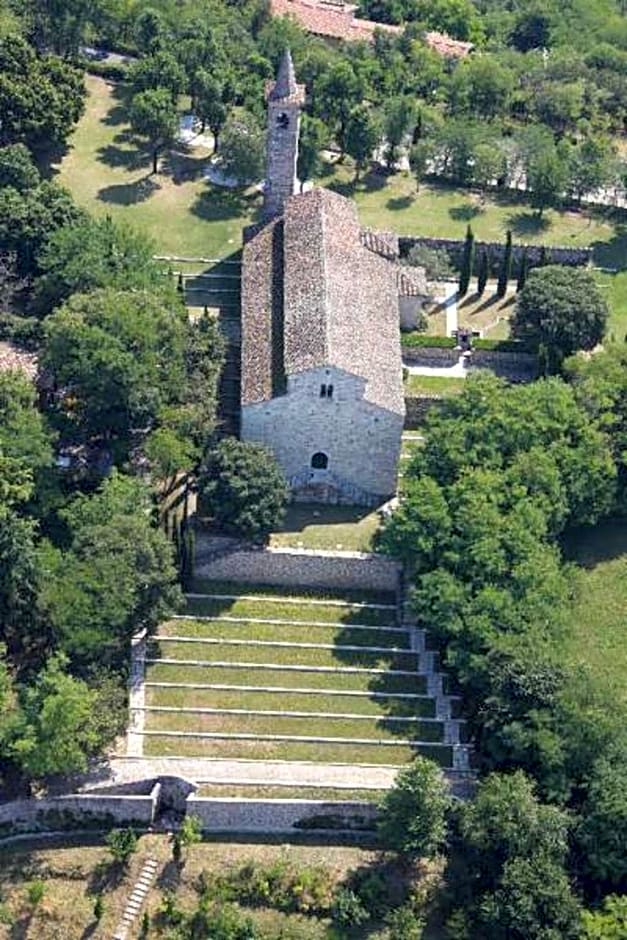 Villa House and Garden B&B