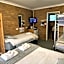 Deepwater Hotel