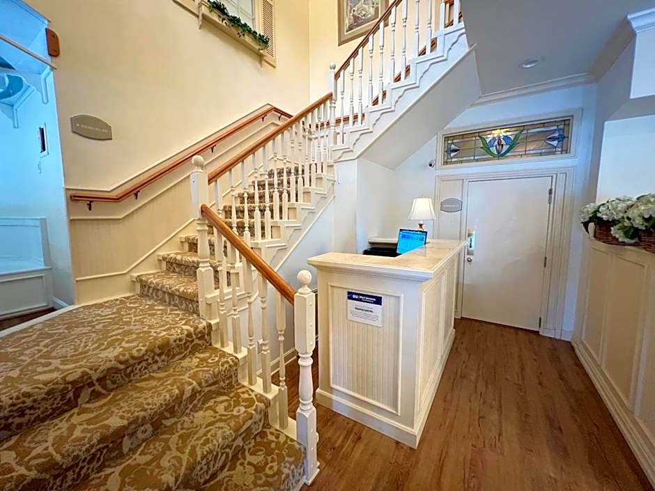 Best Western Grandma's Feather Bed