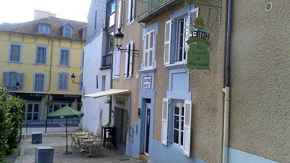 Logis Hotel Castel de Mirambel
