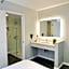 Capri Suites Anaheim