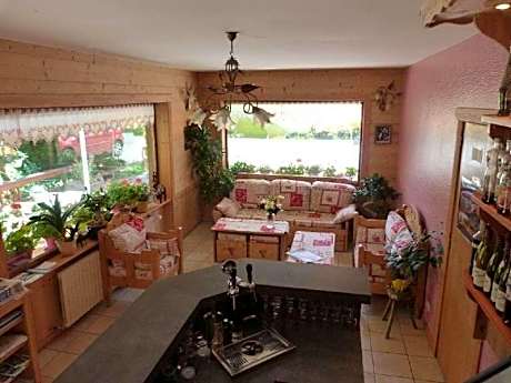 Hotel Restaurant Le Grillon