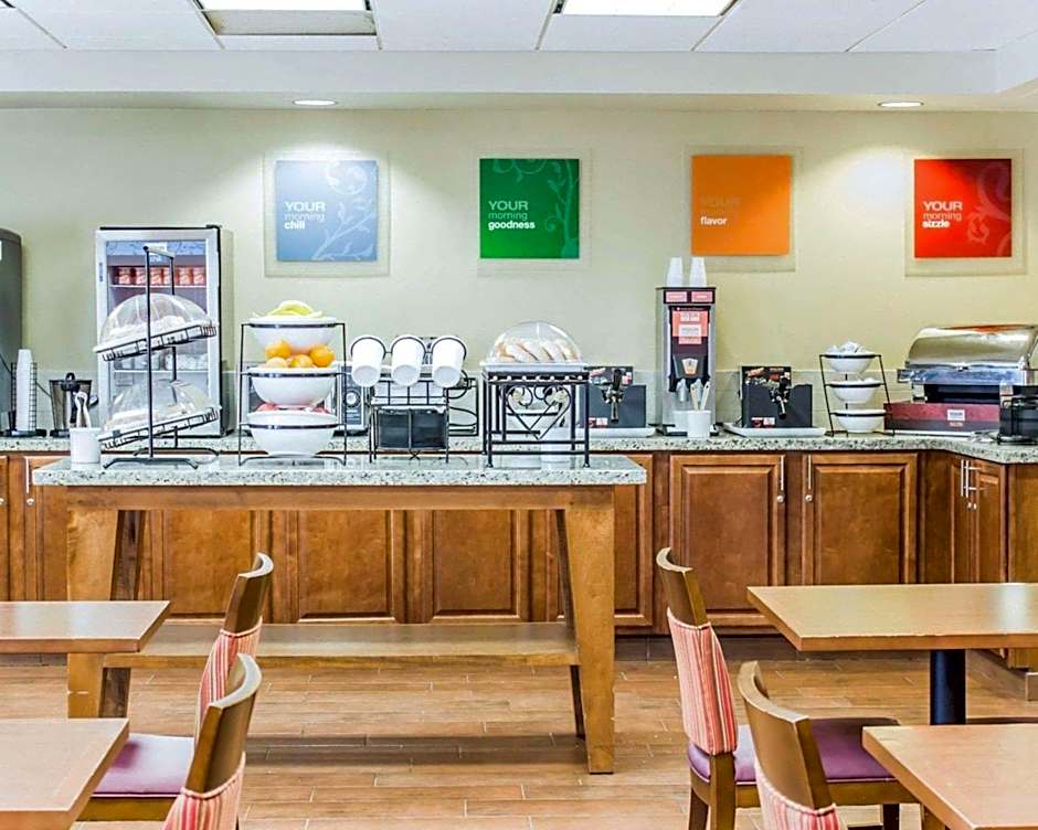 Comfort Inn Fayetteville near Fort Bragg