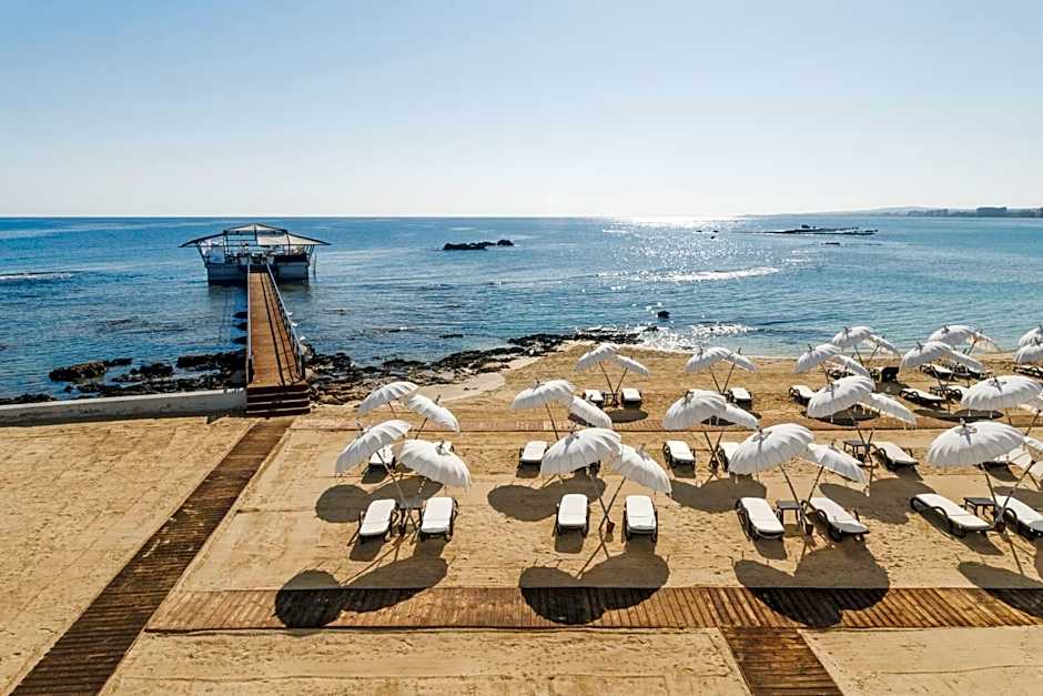 Arkin Palm Beach Hotel