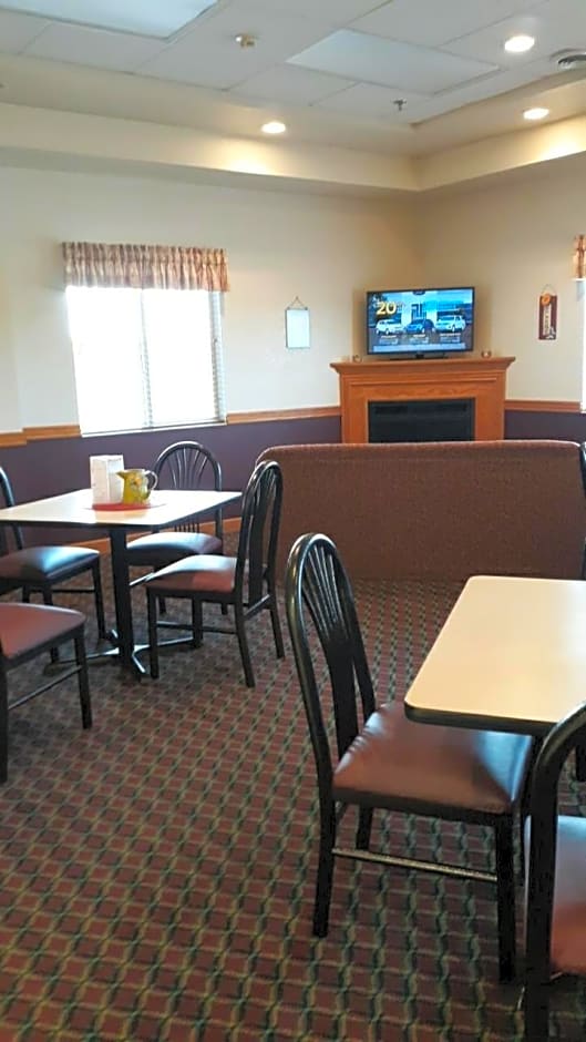 Herington Inn and Suites