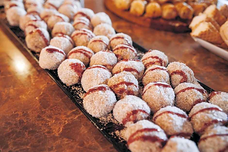 Amaris Hotel - All inclusive - Free parking