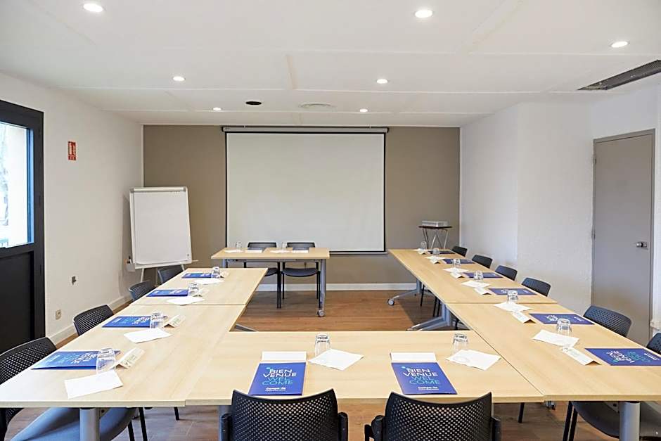 Campanile Pau Est-Bizanos