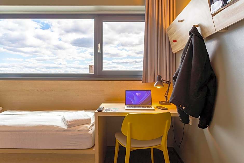 MEININGER Hotel Berlin Airport