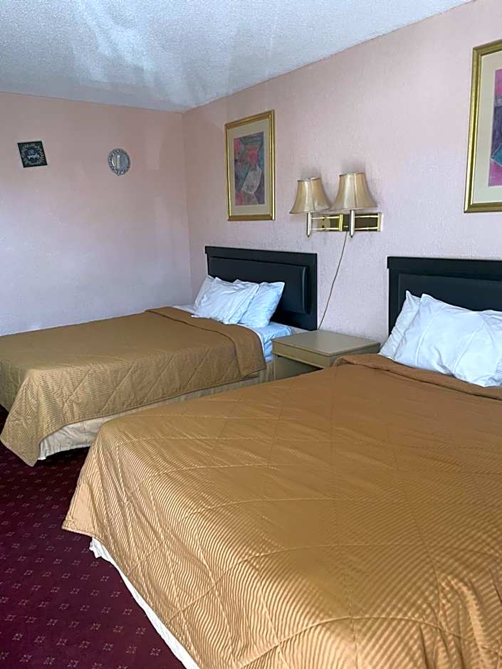 Niagara Lodge & Suites