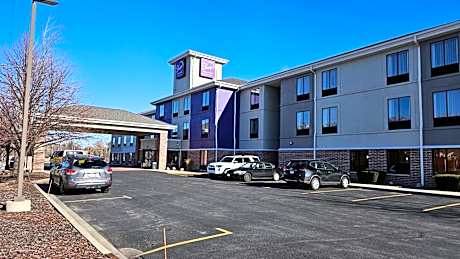 Sleep Inn & Suites Airport