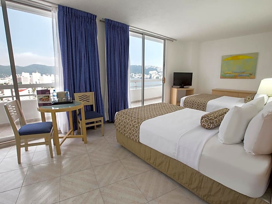 HS HOTSSON Hotel Acapulco